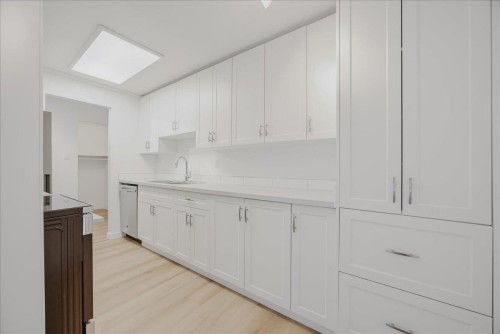 107-15020 North Bluff Road, White Rock, BC 