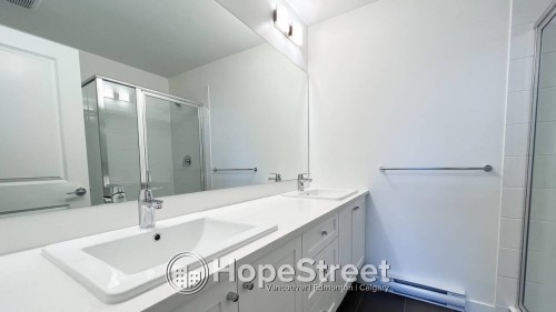 414-15835 85 Avenue , Surrey, BC V4N 6W6 5