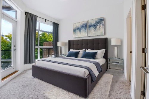 523-13733 107A Avenue, Surrey, BC 