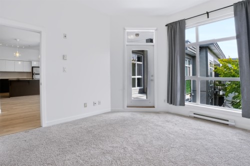 523-13733 107A Avenue, Surrey, BC 