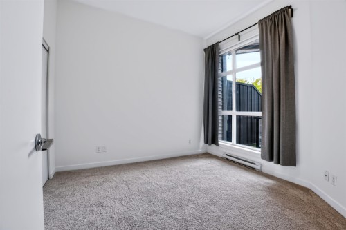 523-13733 107A Avenue, Surrey, BC 