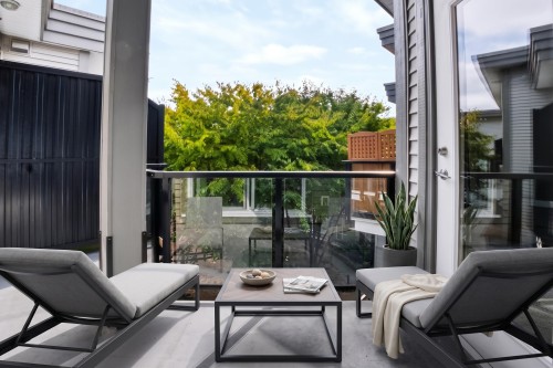 523-13733 107A Avenue, Surrey, BC 