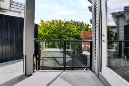 523-13733 107A Avenue, Surrey, BC 