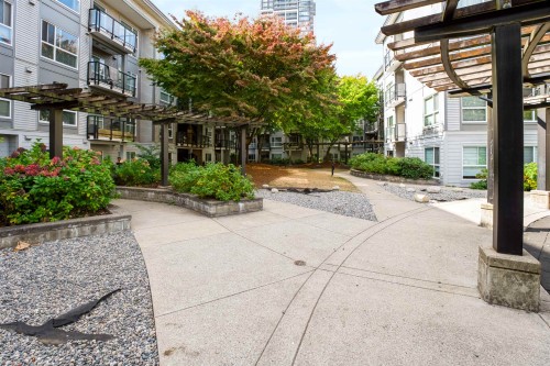 523-13733 107A Avenue, Surrey, BC 