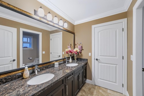 35708 Zanatta Place, Abbotsford, BC 