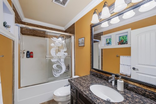 35708 Zanatta Place, Abbotsford, BC 