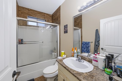 35708 Zanatta Place, Abbotsford, BC 