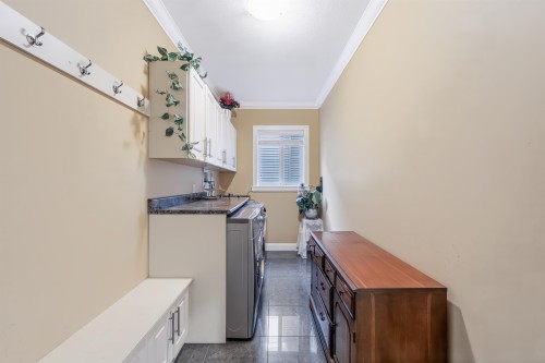 35708 Zanatta Place, Abbotsford, BC 