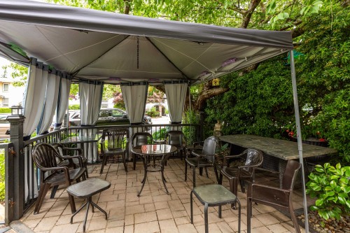 204-1458 Blackwood Street, White Rock, BC 