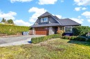 1065 King George Boulevard, Surrey, BC 