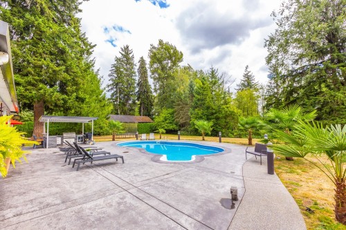19118 86 Avenue, Surrey, BC 