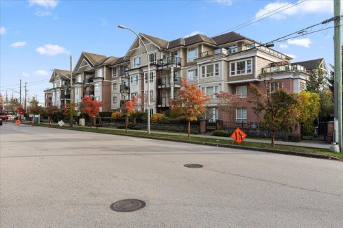 304-14960 102a Avenue  Surrey, BC V3R 6A3
