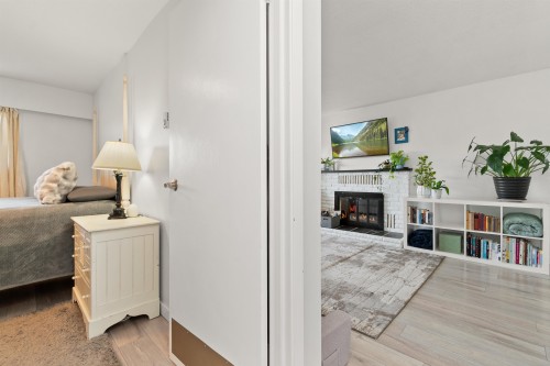 313-2211 Clearbrook Road, Abbotsford, BC 