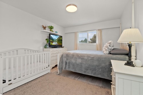 313-2211 Clearbrook Road, Abbotsford, BC 