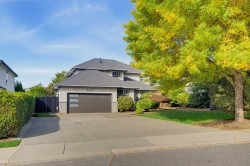 5695 185 Street Surrey, BC V3S 7T1