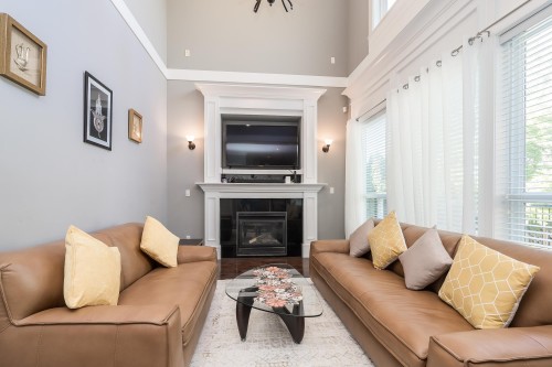 17863 71A Avenue, Surrey, BC 