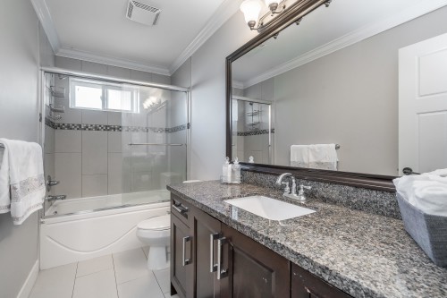 17863 71A Avenue, Surrey, BC 