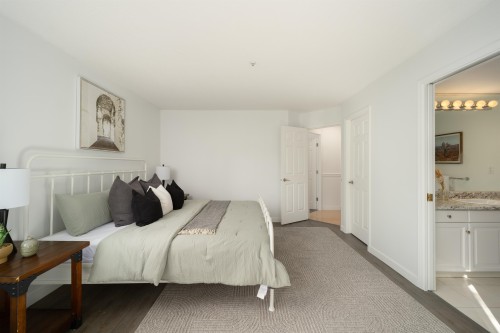 105-20240 54A Avenue, Langley, BC 