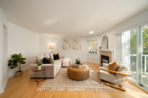 105-20240 54A Avenue, Langley, BC 