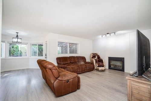 9290 203B Street, Langley, BC 