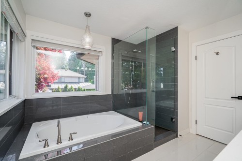 9290 203B Street, Langley, BC 