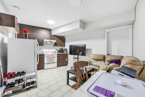 14185 74 Avenue, Surrey, BC 