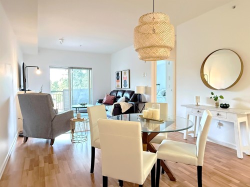 403-10088 148 Street, Surrey, BC 