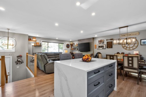 20504 43 Avenue, Langley, BC 