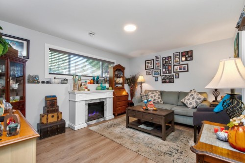 20504 43 Avenue, Langley, BC 