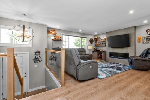 20504 43 Avenue, Langley, BC 