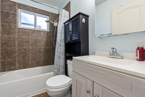 9511 160 Street, Surrey, BC 