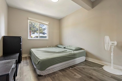 9511 160 Street, Surrey, BC 