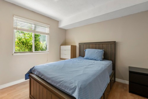 9511 160 Street, Surrey, BC 