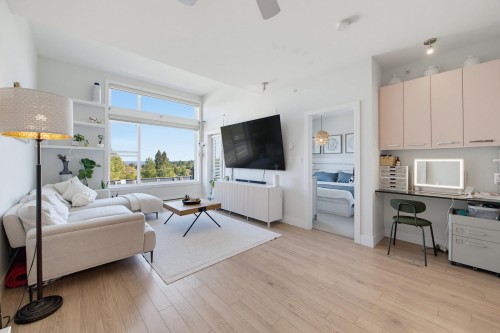 429-15956 86A Avenue, Surrey, BC 