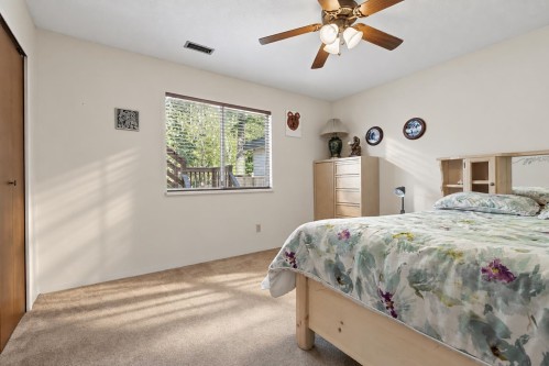 14287 73A Avenue, Surrey, BC 