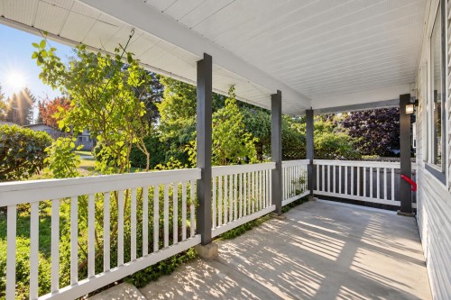 14287 73A Avenue, Surrey, BC 