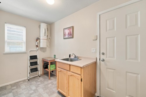 17037 0 Avenue, Surrey, BC 