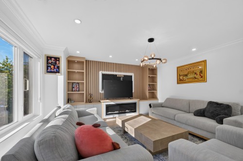 10238 Sheaves Court, Delta, BC 