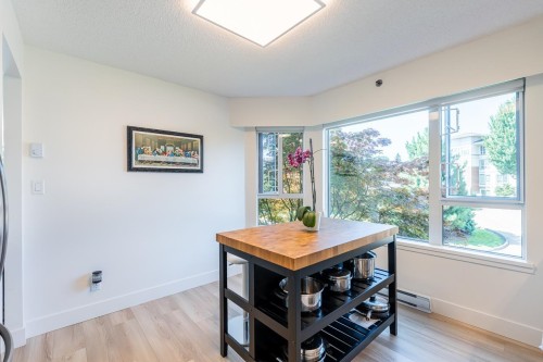 201-3150 Gladwin Road, Abbotsford, BC 