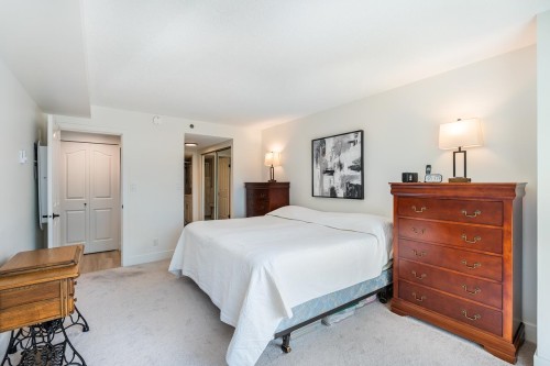 201-3150 Gladwin Road, Abbotsford, BC 