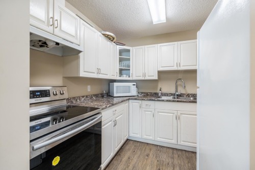 201-3150 Gladwin Road, Abbotsford, BC 