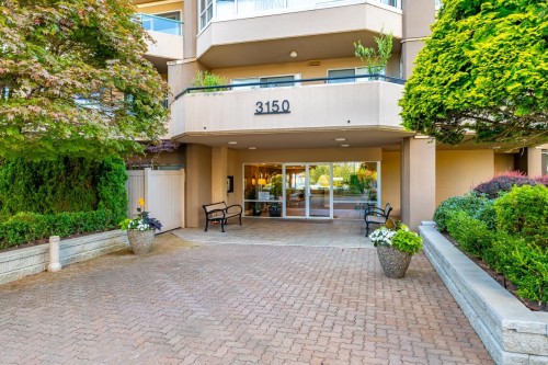 201-3150 Gladwin Road, Abbotsford, BC 