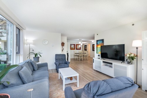 201-3150 Gladwin Road, Abbotsford, BC 