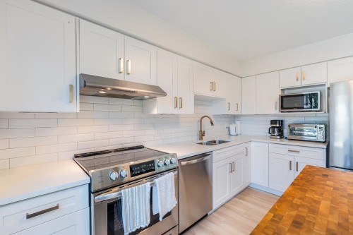 201-3150 Gladwin Road, Abbotsford, BC 