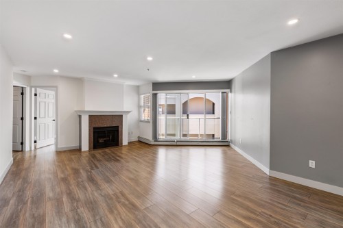 306-15233 Pacific Avenue, White Rock, BC 