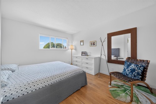 7674 125 Street, Surrey, BC 