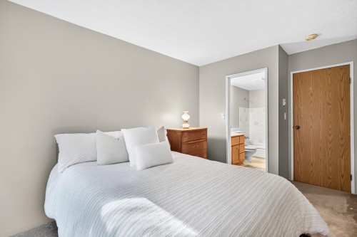 315-10530 154 Street, Surrey, BC 