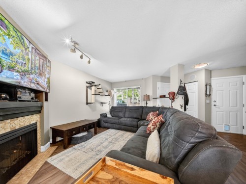 512-13900 Hyland Road, Surrey, BC 