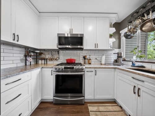 512-13900 Hyland Road, Surrey, BC 