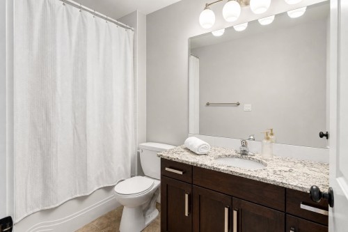 33592 2Nd Avenue, Mission, BC 